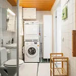 Very Apartment, 1br, Private Sauna, Ocean View From Balcony Apartment Helsinki
