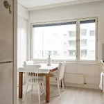 Apartment Very Apartment, 1br, Private Sauna, Ocean View From Balcony Helsinki