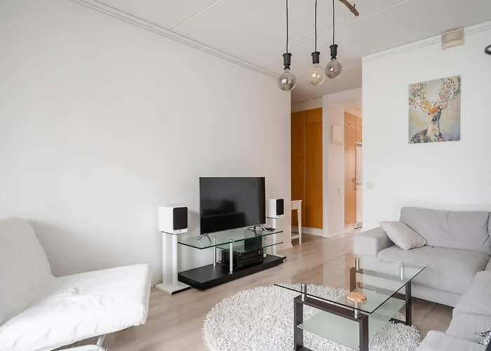 Very Apartment, 1br, Private Sauna, Ocean View From Balcony